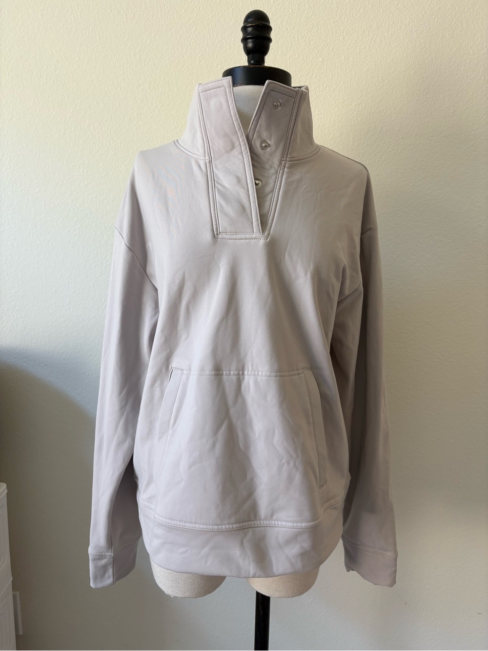 Light Gray Pullover Snap-Button Collar Sweatshirt